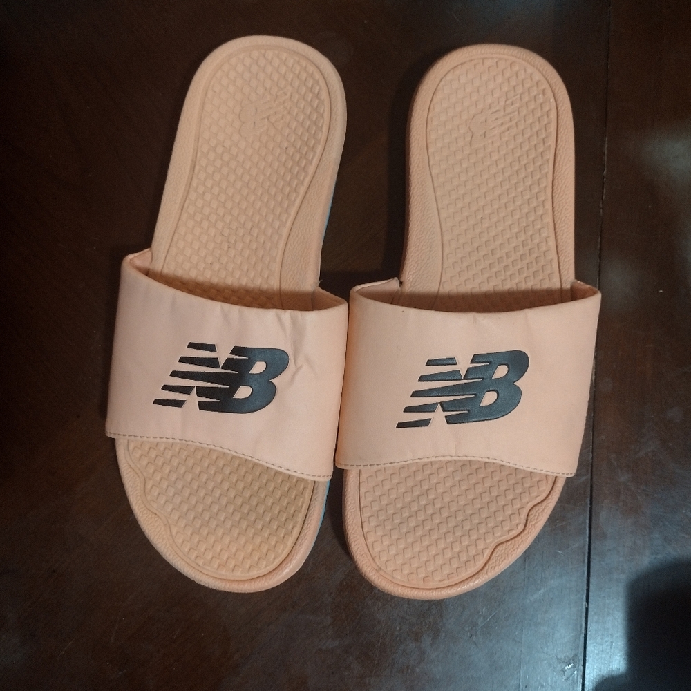 New Balance sandals 🩴